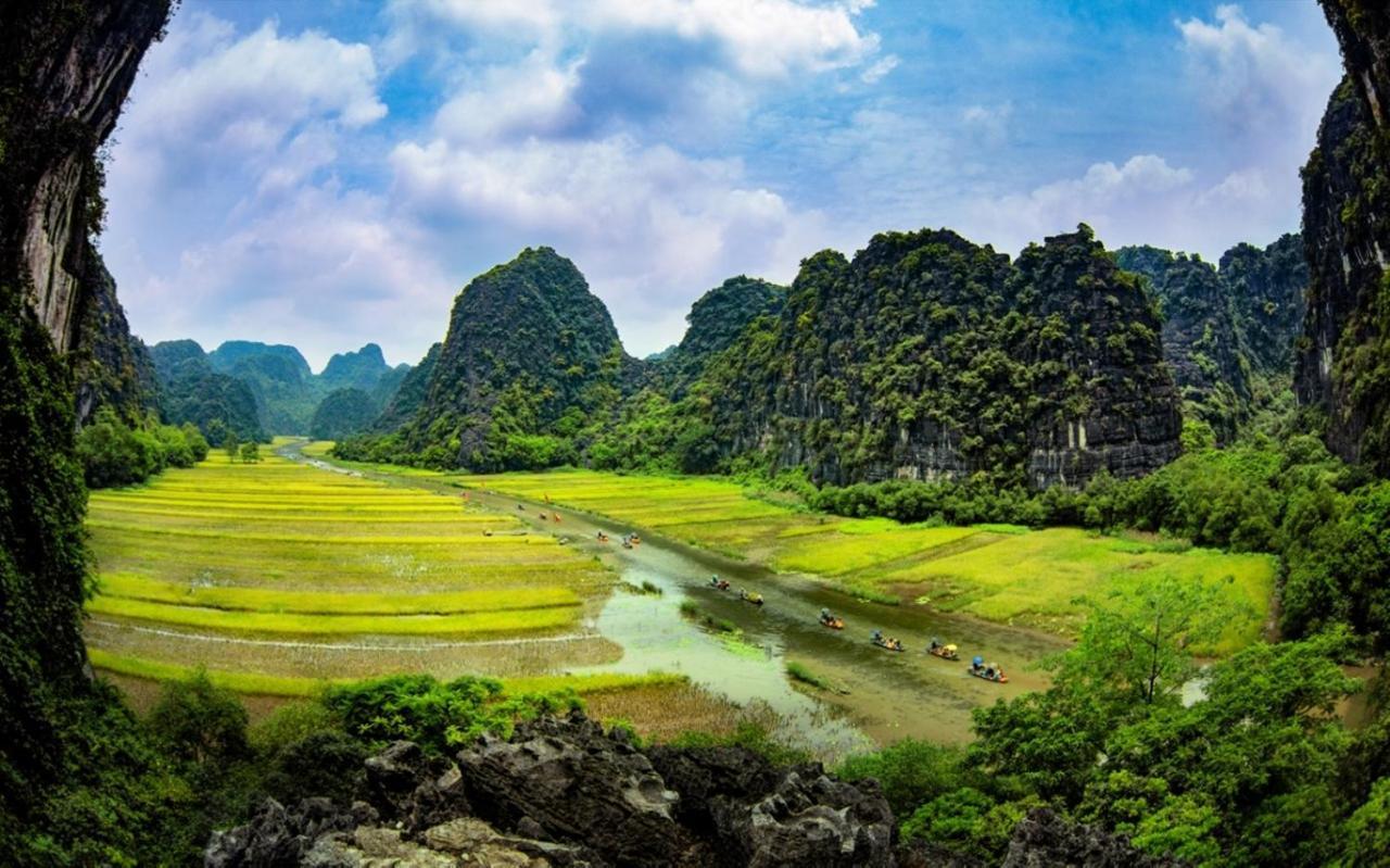Lys Homestay ニンビン エクステリア 写真